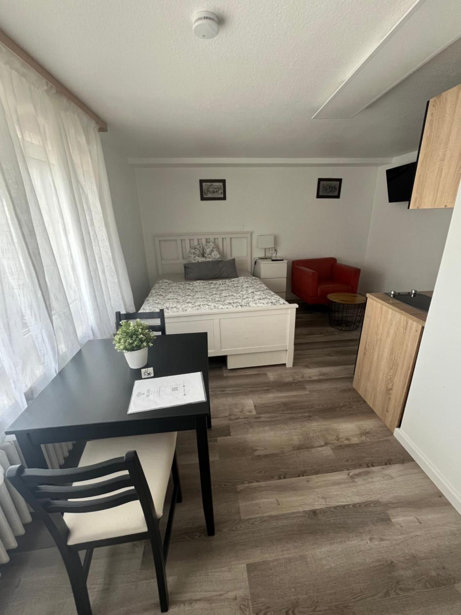 Ferienwohnung A&S Heuchelheim Heuchelheim  Екстер'єр фото